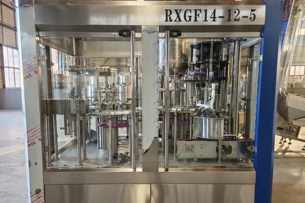 Water Filling and Capping Machine
