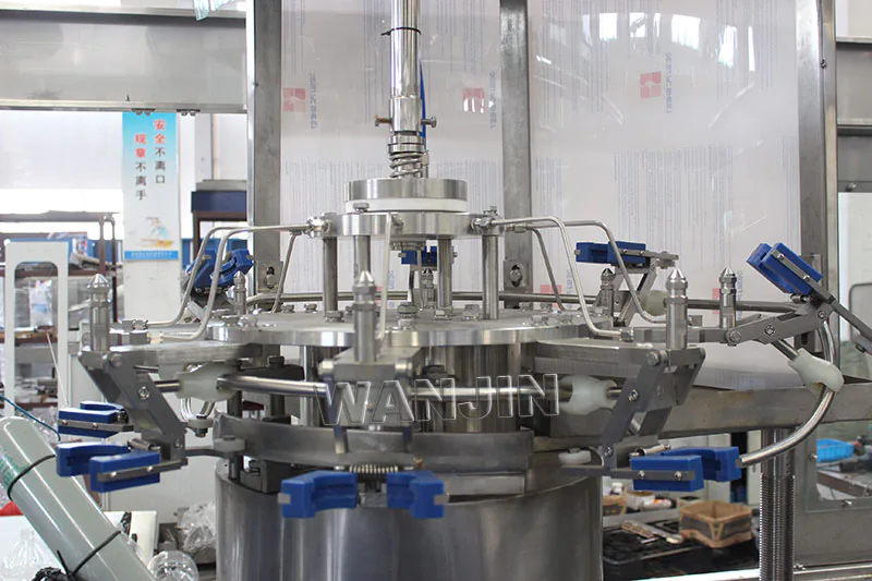 Rinsing section of the milk filling machine